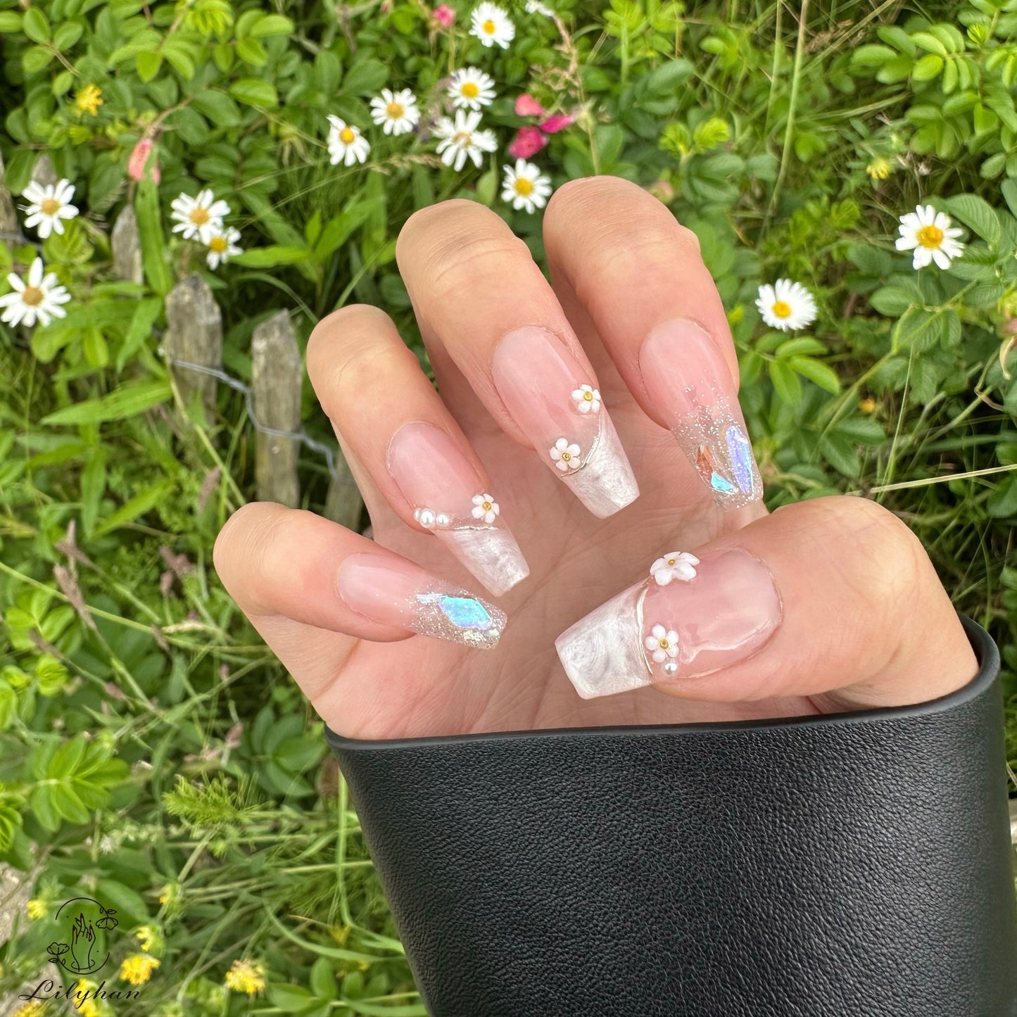 Little Daisy Pearls